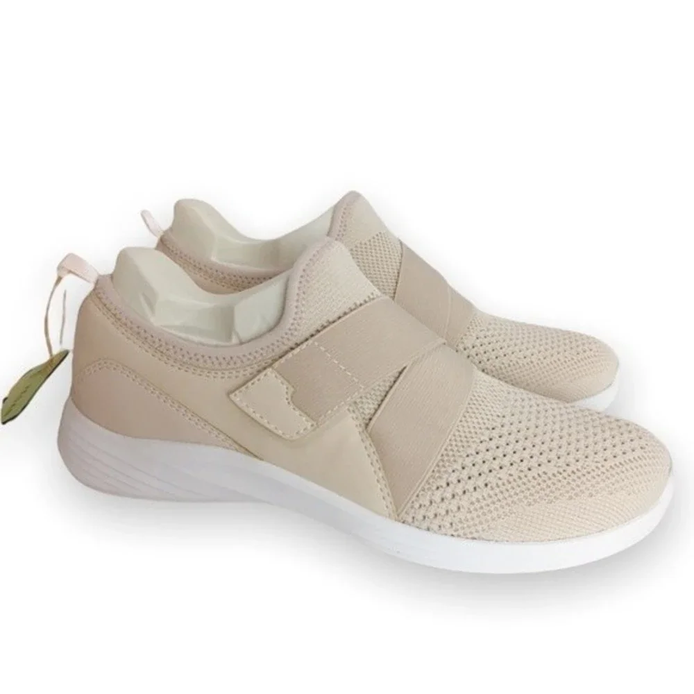 Earth Size 8 Scenic Valiant Vegan Blush Cream Pink Slip On Knit Sneakers Shoes